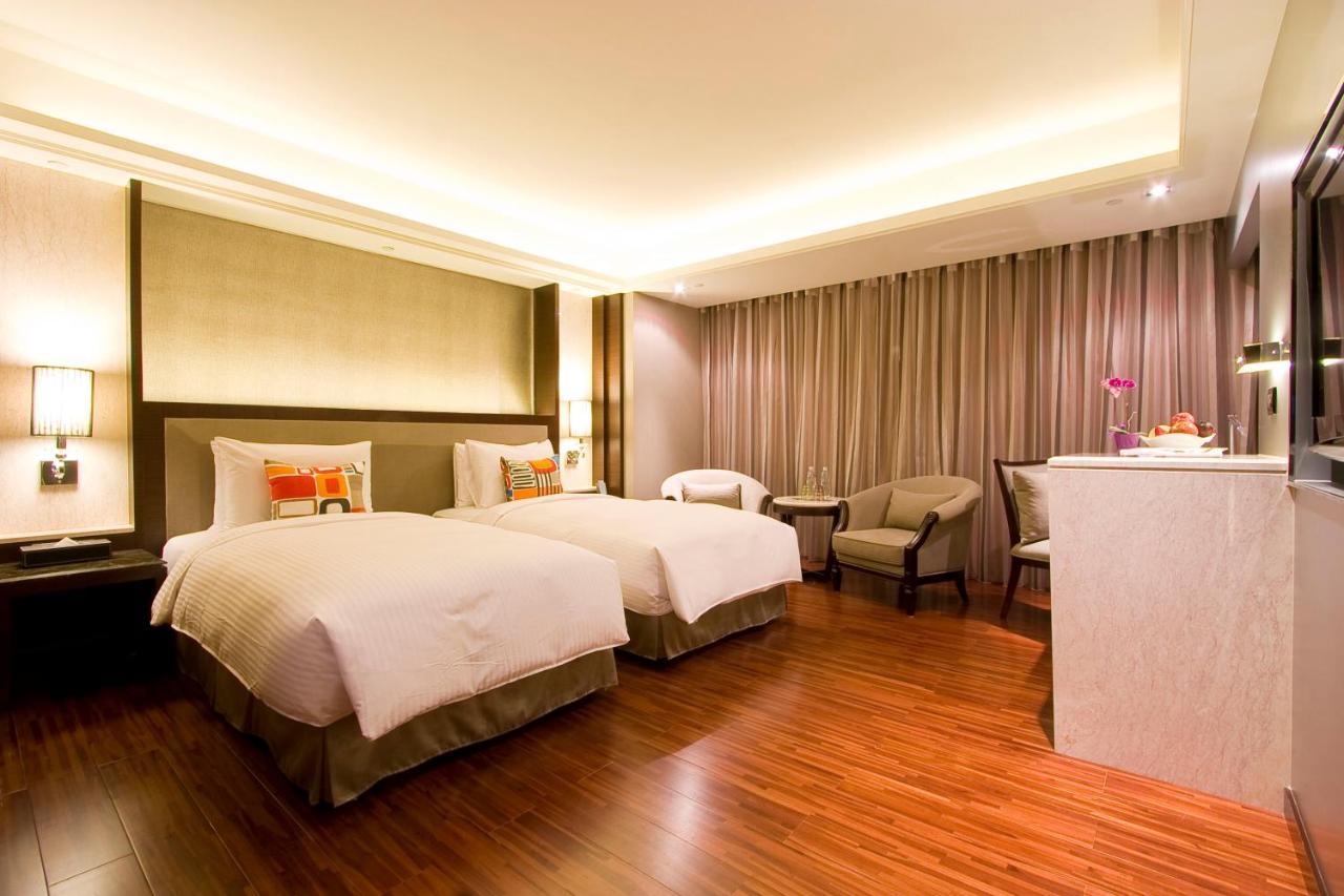 S Aura Hotel Taipei Eksteriør bilde